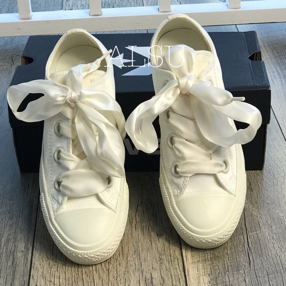 Converse Ctas Big Eyelets OX Egret W AUTHENTIC - Picture 4 of 8